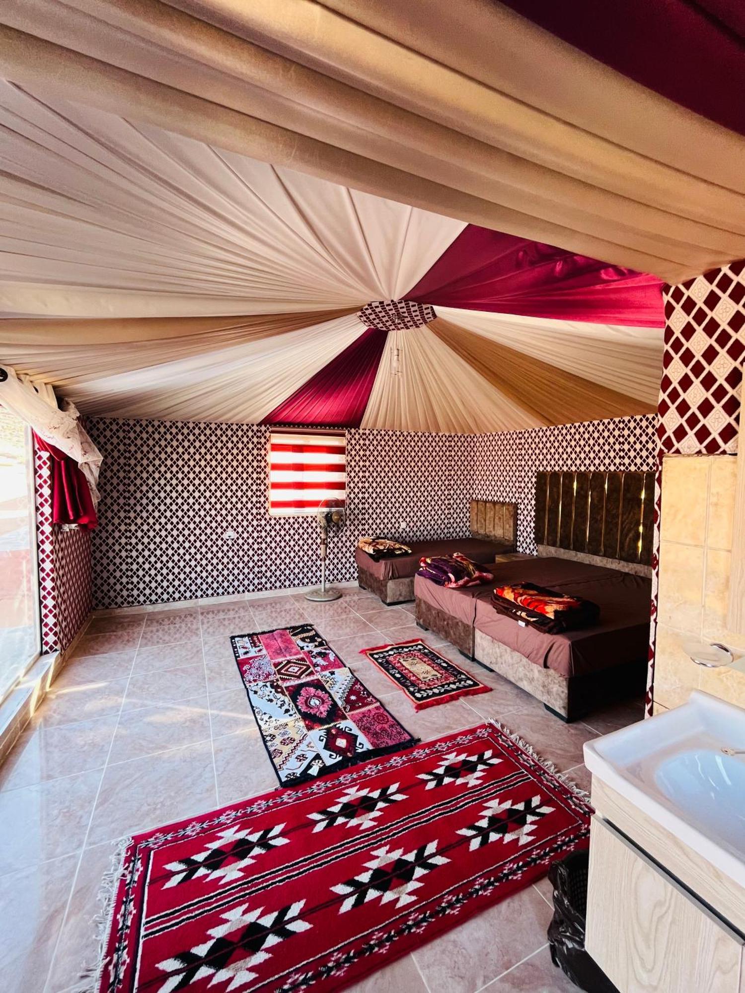 Wadi Rum Camp Stars & Jeep Tour Eksteriør bilde
