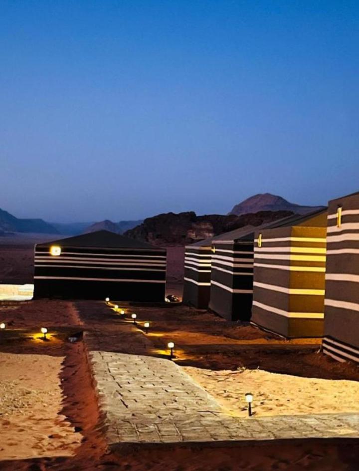 Wadi Rum Camp Stars & Jeep Tour Eksteriør bilde