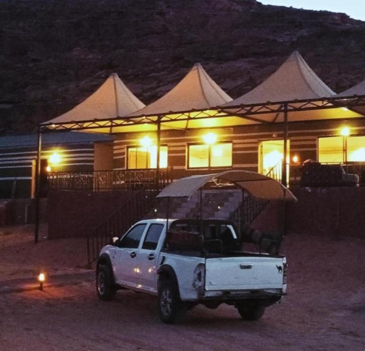 Wadi Rum Camp Stars & Jeep Tour Eksteriør bilde
